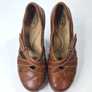 Clarks Ashland Spin Brown Comfort Walking Leather Womens Shoes Size 9.5 Wide